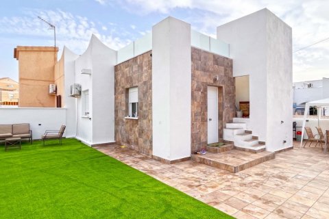 Bungalowi myytävänä Playa Flamenca II, Alicante, Espanja, 2 makuuhuonetta, 83 m2 No. 124830 - kuva 1