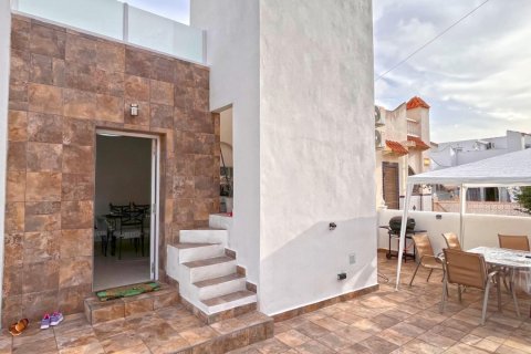 Bungalowi myytävänä Playa Flamenca II, Alicante, Espanja, 2 makuuhuonetta, 83 m2 No. 124830 - kuva 16