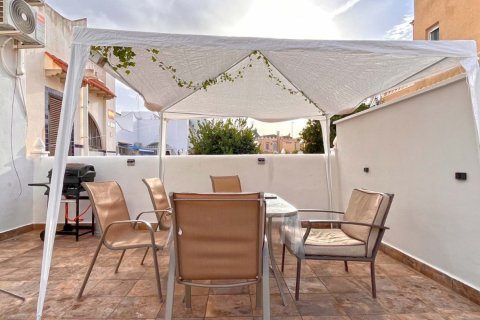 Bungalowi myytävänä Playa Flamenca II, Alicante, Espanja, 2 makuuhuonetta, 83 m2 No. 124830 - kuva 3