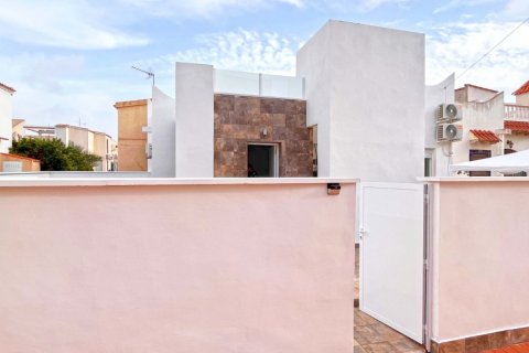 Bungalowi myytävänä Playa Flamenca II, Alicante, Espanja, 2 makuuhuonetta, 83 m2 No. 124830 - kuva 7