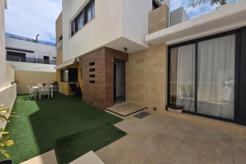 Townhouse for sale San Pedro del Pinatar, Murcia, Spain 3 bedrooms, 125 sq.m. No. 125056 - photo 10