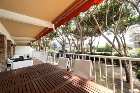 Apartment for rent Gava, Barcelona, Spain 3 bedrooms, 150 sq.m. No. 130893 - photo 21