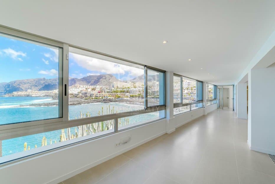 Villa Santiago del Teide, Tenerife, Spānijā 7 istabas, 450 m2 Nr. 130894