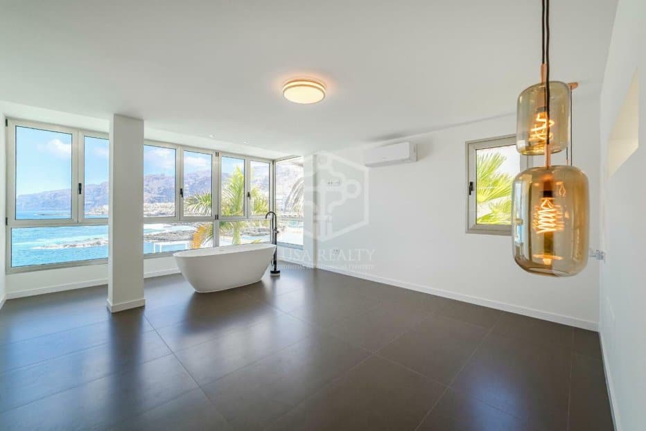 Villa Santiago del Teide, Tenerife, Spānijā 7 istabas, 450 m2 Nr. 130894