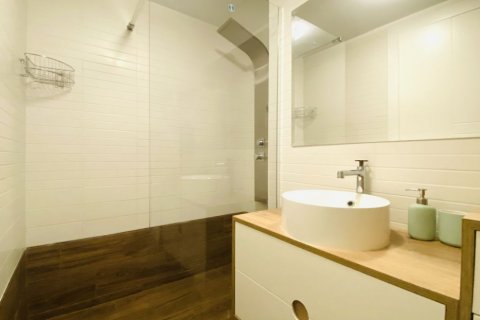 Townhouse for rent Castelldefels, Barcelona, Spain 4 bedrooms, 300 sq.m. No. 130892 - photo 26