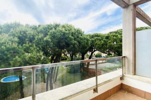 Townhouse for rent Castelldefels, Barcelona, Spain 4 bedrooms, 300 sq.m. No. 130892 - photo 24