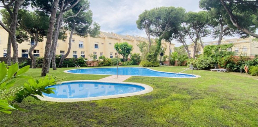 Townhouse Castelldefels, Barcelona, Spain 4 bedrooms, 300 sq.m. No. 130892
