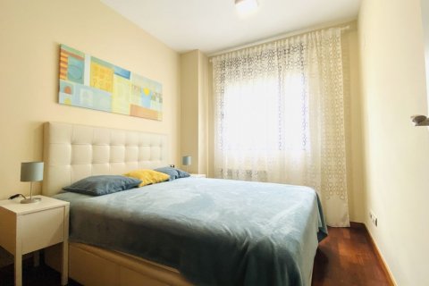 Townhouse for rent Castelldefels, Barcelona, Spain 4 bedrooms, 300 sq.m. No. 130892 - photo 17