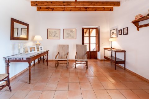 Finca for rent Campos, Mallorca, Spain 6 bedrooms, 668 sq.m. No. 130938 - photo 14