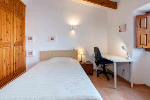 Finca for rent Campos, Mallorca, Spain 6 bedrooms, 668 sq.m. No. 130938 - photo 22
