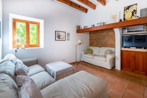 Finca for rent Campos, Mallorca, Spain 6 bedrooms, 668 sq.m. No. 130938 - photo 11