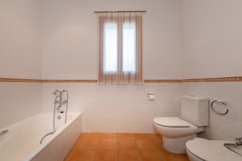 Finca for rent Campos, Mallorca, Spain 6 bedrooms, 668 sq.m. No. 130938 - photo 18