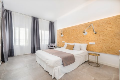 Apartment for rent Palma de Majorca, Mallorca, Spain 4 bedrooms, 140 sq.m. No. 130942 - photo 10
