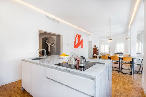 Apartment for rent Palma de Majorca, Mallorca, Spain 4 bedrooms, 140 sq.m. No. 130942 - photo 5