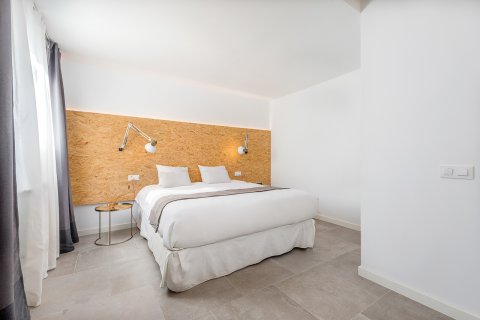 Apartment for rent Palma de Majorca, Mallorca, Spain 4 bedrooms, 140 sq.m. No. 130942 - photo 12