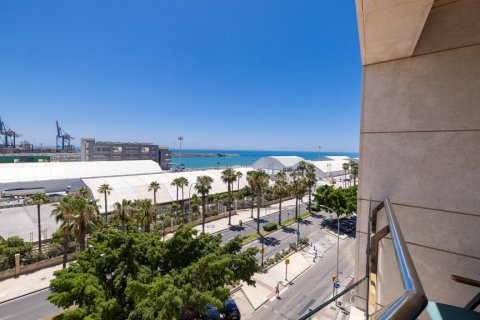 Продажа квартиры в Малага, Испания 4 спальни, 126м2 №124595 - фото 4