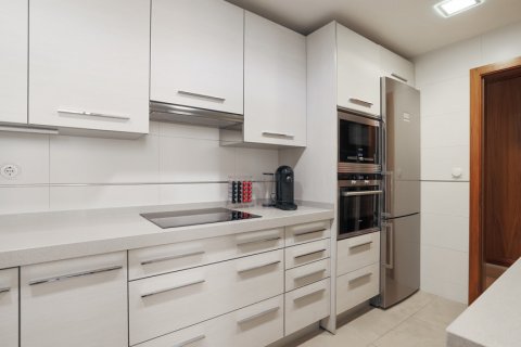 Продажа квартиры в Малага, Испания 4 спальни, 126м2 №124595 - фото 30
