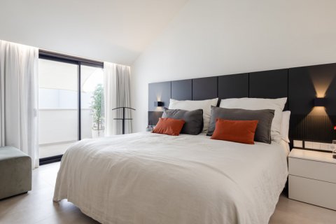 Bliźniak Marbella, Malaga, Hiszpania 4 sypialnie, 177 mkw. nr 124598 – zdjęcie 12