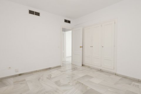 Apartment for sale Malaga, Spain 4 bedrooms, 231 sq.m. No. 124594 - photo 14