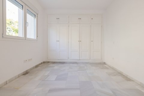 Apartment for sale Malaga, Spain 4 bedrooms, 231 sq.m. No. 124594 - photo 17
