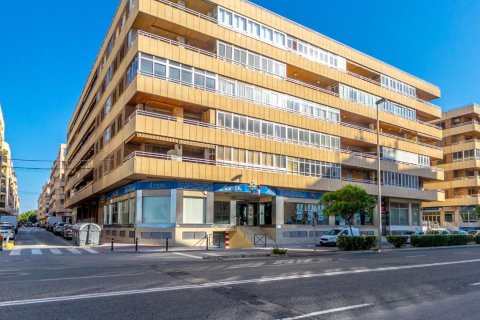 Продажа квартиры Торревьеха, Аликанте, Испания 3 спальни, 110м2 №131685 - фото 21