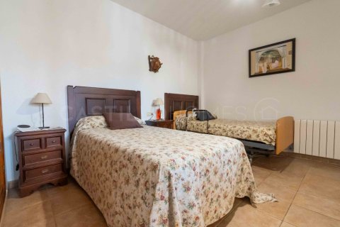 Villa for sale Torrevieja, Alicante, Spain 6 bedrooms, 259 sq.m. No. 125115 - photo 20