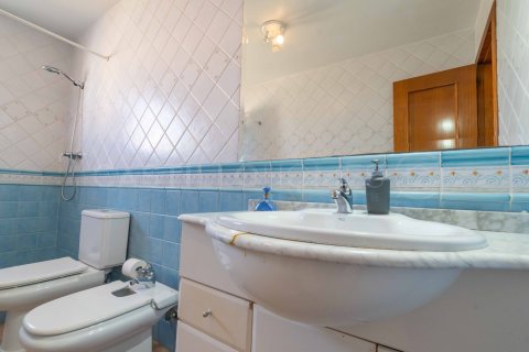 Villa for sale Torrevieja, Alicante, Spain 6 bedrooms, 259 sq.m. No. 125115 - photo 15