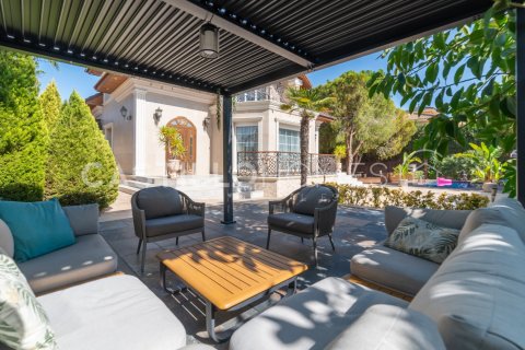 Продажа виллы Сьюдад Кесада, Аликанте, Испания 5 спален, 313м2 №125118 - фото 6
