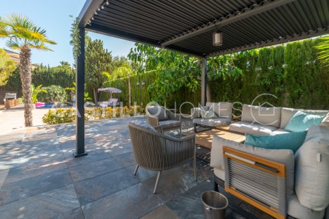 Продажа виллы Сьюдад Кесада, Аликанте, Испания 5 спален, 313м2 №125118 - фото 8