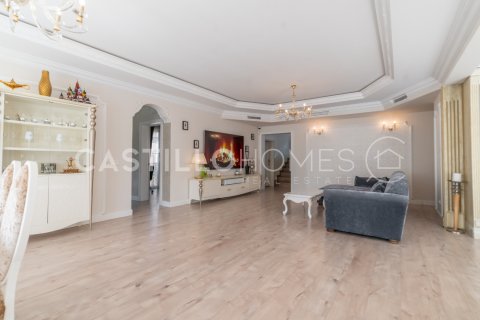 Продажа виллы Сьюдад Кесада, Аликанте, Испания 5 спален, 313м2 №125118 - фото 25