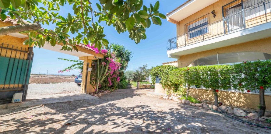 Villa Los Montesinos, Alicante, Spagna 6 camere da letto, 352 mq. N° 125117