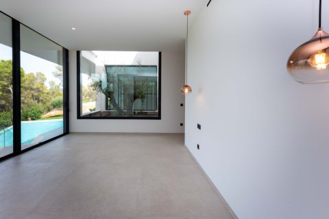 Villa for sale Costa De La Calma, Mallorca, Spain 5 bedrooms, 390 sq.m. No. 130964 - photo 12