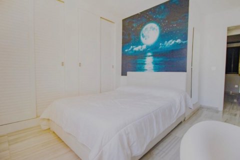 Apartamento en venta Santa Ponsa, Mallorca, España 2 dormitorios, 70 m2 No. 129199 - foto 5