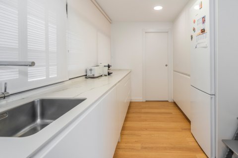 Продажа квартиры в Мадрид, Испания 3 спальни, 114м2 №121784 - фото 12