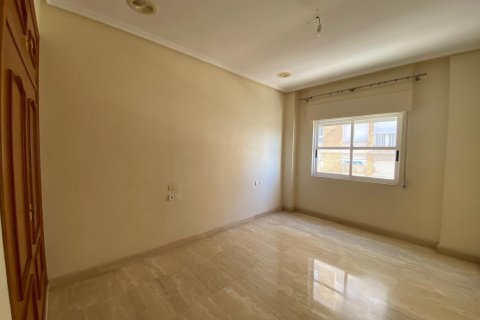 Wohnung zum Verkauf Torrevieja, Alicante, Spanien 4 Schlafzimmer, 142 m2 Nr. 129670 - Foto 6