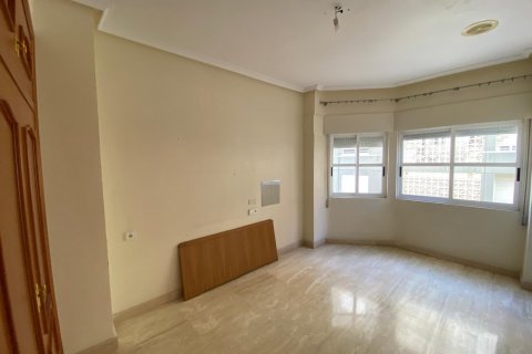 Wohnung zum Verkauf Torrevieja, Alicante, Spanien 4 Schlafzimmer, 142 m2 Nr. 129670 - Foto 5