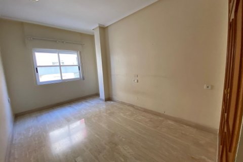 Wohnung zum Verkauf Torrevieja, Alicante, Spanien 4 Schlafzimmer, 142 m2 Nr. 129670 - Foto 7