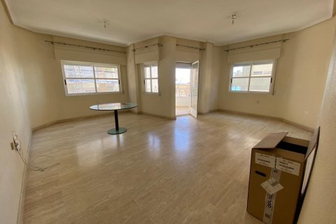 Wohnung zum Verkauf Torrevieja, Alicante, Spanien 4 Schlafzimmer, 142 m2 Nr. 129670 - Foto 3