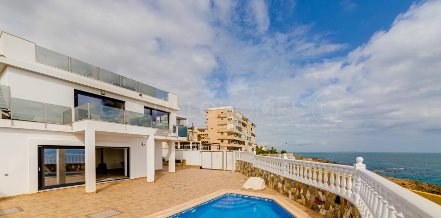 Villa Torre Del Moro, Alicante, Spagna 4 camere da letto, 210 mq. N° 125652