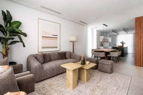 Villa till salu i La Nucia, Alicante, Spanien 4 sovrum, 342 kvm. Nr. 128477 - foto 9