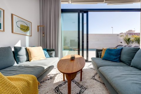Villa for sale Pilar de la Horadada, Alicante, Spain 3 bedrooms, 111 sq.m. No. 128473 - photo 18