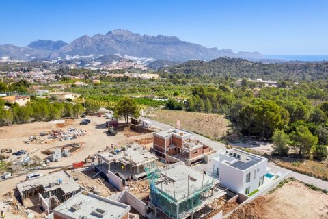 Villa till salu Polop, Alicante, Spanien 4 sovrum, 306 kvm. Nr. 128472 - foto 8