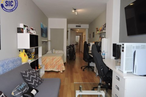 Apartment for sale Valencia, Spain 2 bedrooms, 85 sq.m. No. 129606 - photo 14