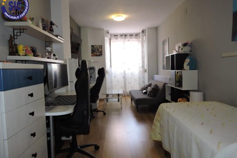 Apartment for sale Valencia, Spain 2 bedrooms, 85 sq.m. No. 129606 - photo 13