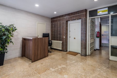 Продажа квартиры в Мадрид, Испания 1 спальня, 67м2 №124718 - фото 30