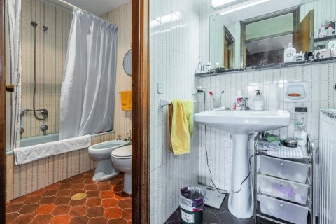 Продажа квартиры в Мадрид, Испания 1 спальня, 67м2 №124718 - фото 19