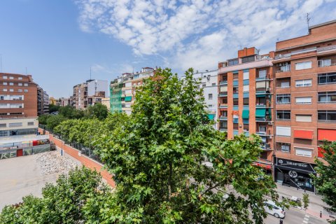 Продажа квартиры в Мадрид, Испания 1 спальня, 67м2 №124718 - фото 26
