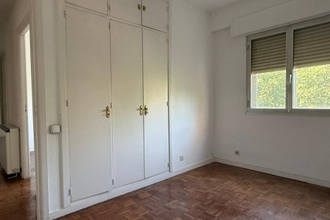 Apartment for sale Madrid, Spain 3 bedrooms, 84 sq.m. No. 124719 - photo 13