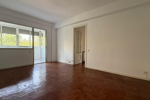 Apartment for sale Madrid, Spain 3 bedrooms, 84 sq.m. No. 124719 - photo 21