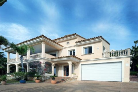 Villa zum Verkauf Santa Ponsa, Mallorca, Spanien 4 Schlafzimmer, 220 m2 Nr. 127044 - Foto 4